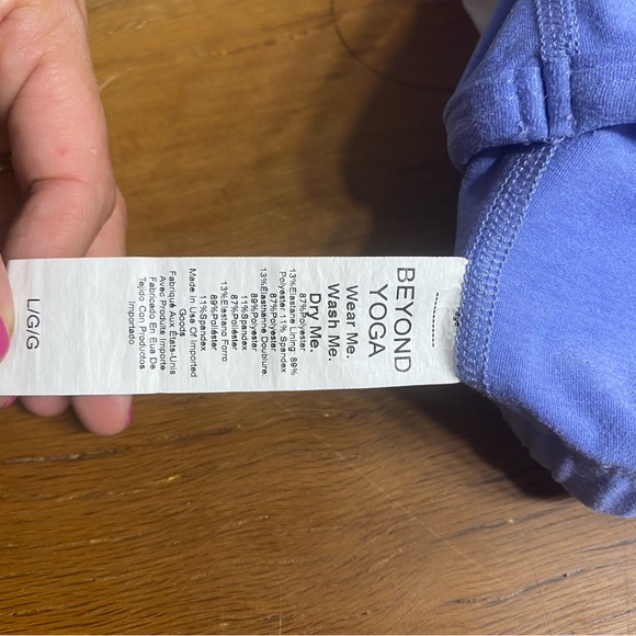 Beyond Yoga Spacedye Horizon Colorblock High Cropped Tank L Periwinkle Cloud. S6 - Picture 4 of 6